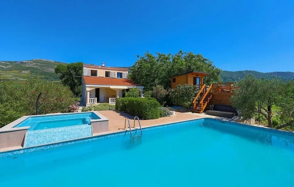 Extraordinary Villa Marija In Kastela Kastel Novi Croatia